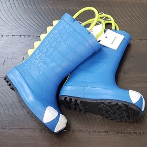 Rain boots